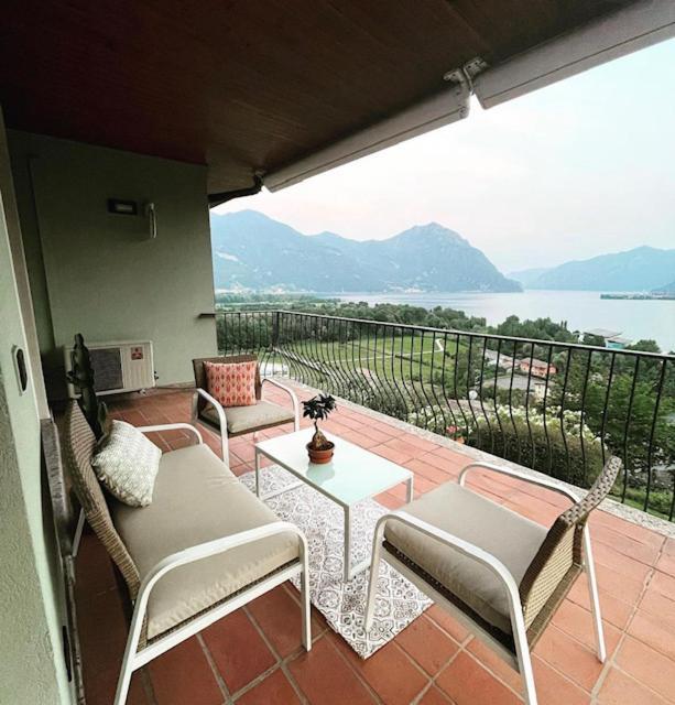 Casa Caponetti Villa Costa Volpino Exteriör bild